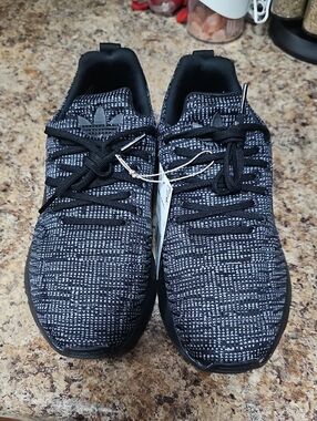 adidas Black & Gray Knit Swift Run 22 Men's Sneakers